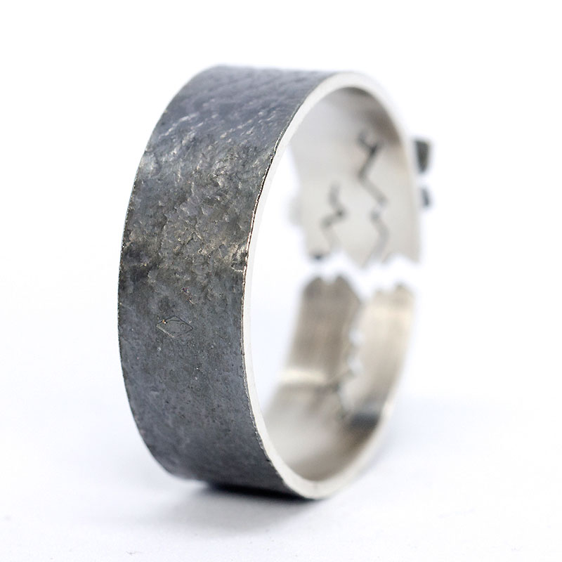 Bague-Femme-fissuree-4