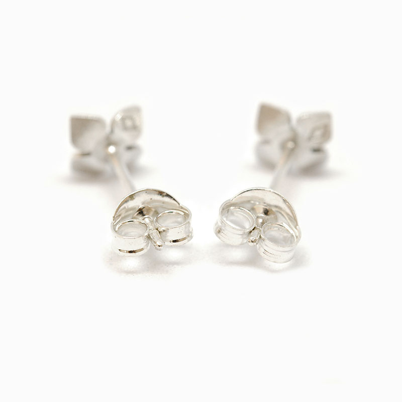 Boucles-d'oreilles-hortensia-rouge-4